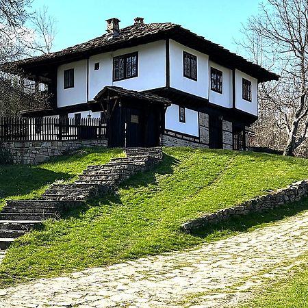 Къща За Гости Иван Карадимитров Bozhentsi Exterior foto