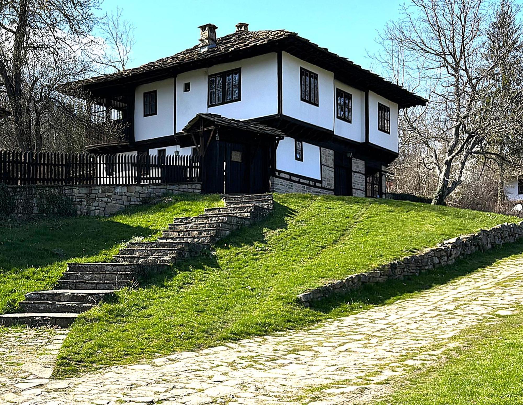 Къща За Гости Иван Карадимитров Bozhentsi Exterior foto